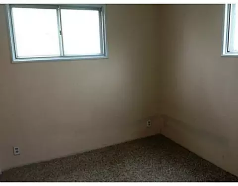 1832 Memorial Dr, Springfield, OH 45505 photo 6
