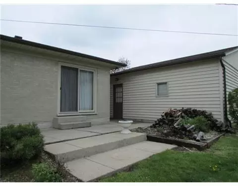 2120 Trails End, Springfield, OH 45503 photo 11