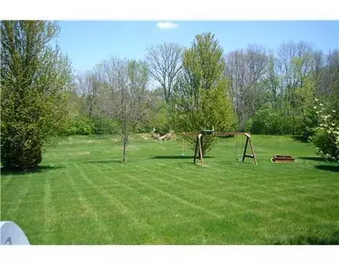 1655 Fox Run Dr, Troy, OH 45373 photo 2