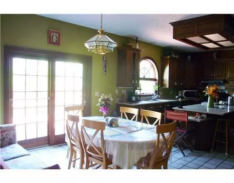 1655 Fox Run Dr, Troy, OH 45373 photo 10