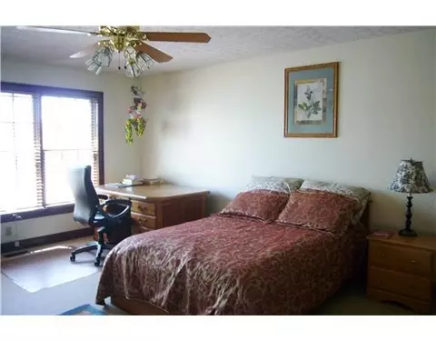 1655 Fox Run Dr, Troy, OH 45373 photo 21