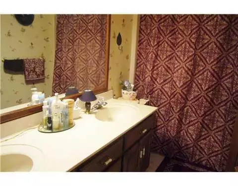 1655 Fox Run Dr, Troy, OH 45373 photo 20