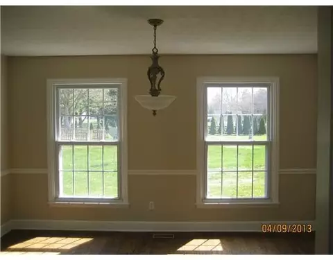 6325 Plateau, Springfield, OH 45502 photo 3