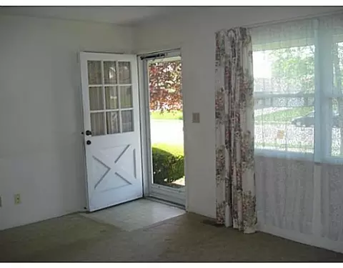 1426 Providence, Springfield, OH 45503 photo 3