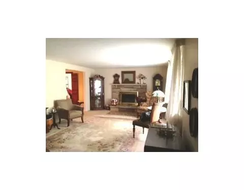 2390 Brookdale, Springfield, OH 45502 photo 5