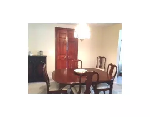 2390 Brookdale, Springfield, OH 45502 photo 4