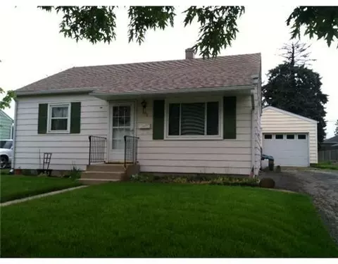 709 Reading Dr, Springfield, OH 45505 photo 1