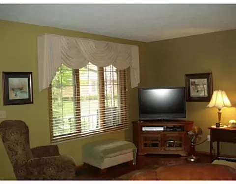 2938 Avery #., Springfield, OH 45503 photo 5