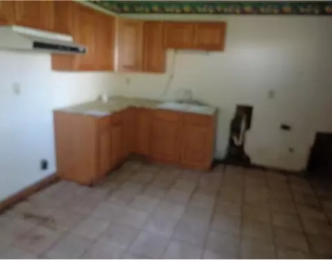 606 Knickerbocker Ave, Springfield, OH 45506 photo 2