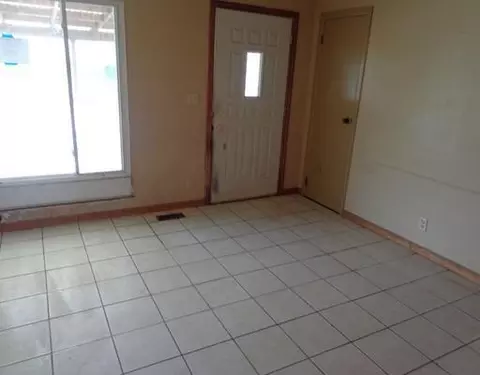 606 Knickerbocker Ave, Springfield, OH 45506 photo 4
