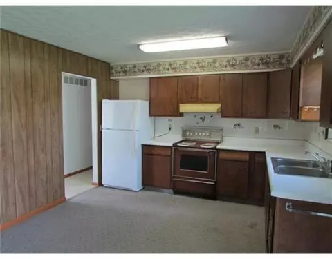 2300 Willow Rd, Springfield, OH 45502 photo 4