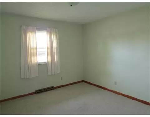 2300 Willow Rd, Springfield, OH 45502 photo 8