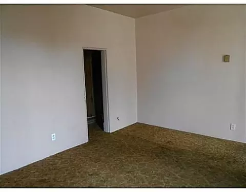 314 Armstrong St, Celina, OH 45822 photo 3