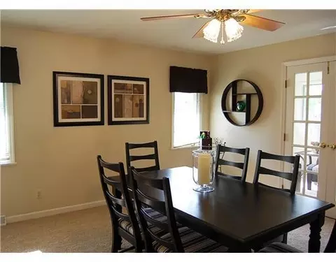 764 Windsor, Troy, OH 45373 photo 12