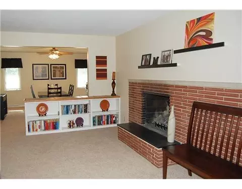 764 Windsor, Troy, OH 45373 photo 9