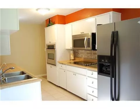 764 Windsor, Troy, OH 45373 photo 13