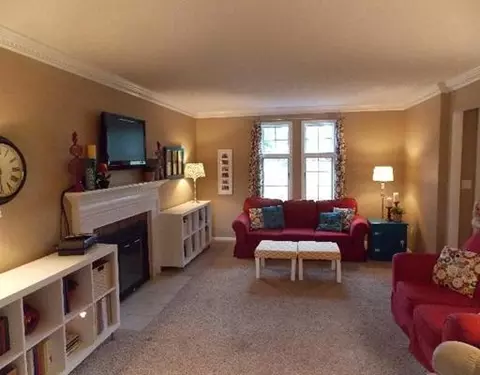 2037 Broken Trail Dr, Springfield, OH 45502 photo 2