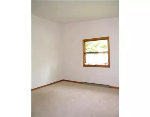 2909 Locust Dr, Springfield, OH 45504 photo 17