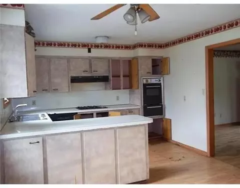 532 N Grand Ave, Ada, OH 45810 photo 5