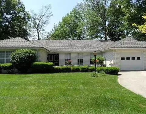 3025 Clarion Dr, Springfield, OH 45503 photo 2