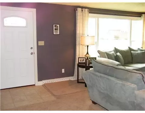 2660 Cavins Dr, Springfield, OH 45503 photo 4
