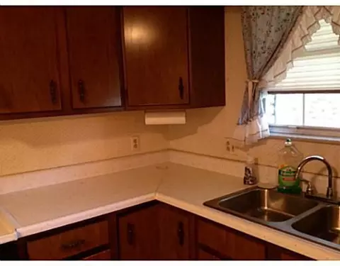 830 Santa Monica, Springfield, OH 45503 photo 6