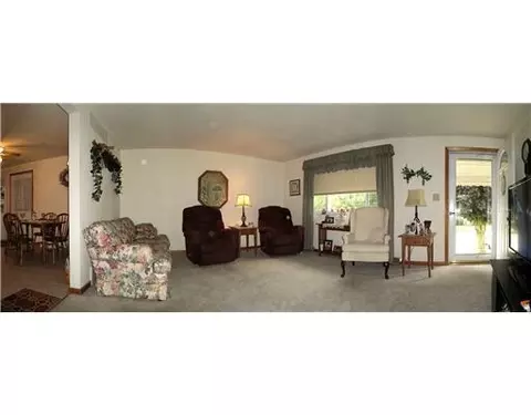 4860 Ridgewood Rd E, Springfield, OH 45503 photo 5