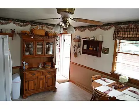 249 Englewood Rd, Springfield, OH 45503 photo 9
