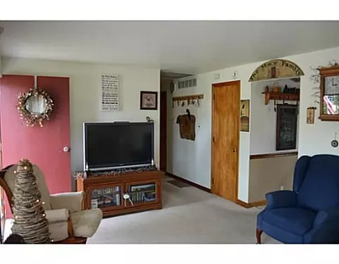 249 Englewood Rd, Springfield, OH 45503 photo 6
