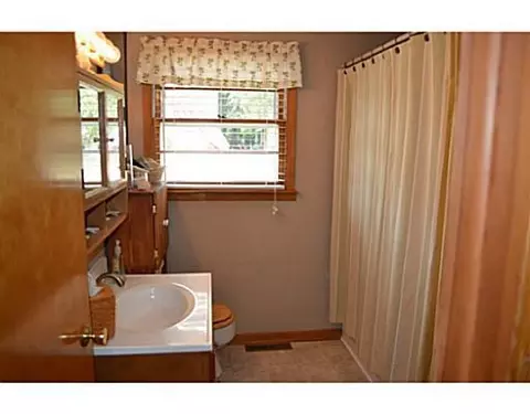 249 Englewood Rd, Springfield, OH 45503 photo 7