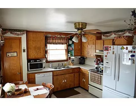 249 Englewood Rd, Springfield, OH 45503 photo 8