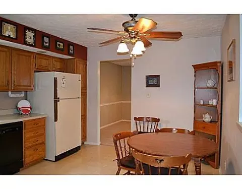 4305 Kay Ave, Springfield, OH 45502 photo 4