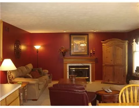 1093 Kingsgate Rd, Springfield, OH 45503 photo 5