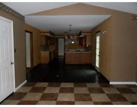630 E Russell, Sidney, OH 45365 photo 4