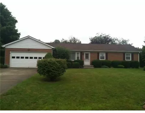 138 King Tree Ln, Springfield, OH 45506 photo 1