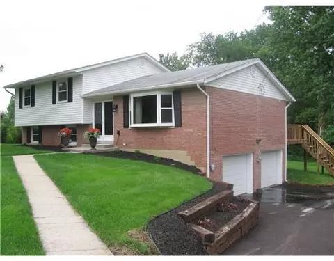 3510 Colonial Dr, Springfield, OH 45504 photo 2