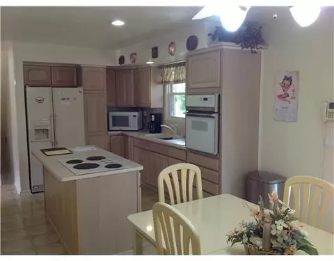 3510 Colonial Dr, Springfield, OH 45504 photo 4