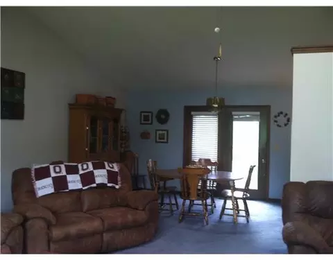 2260 Ridge Rd, Springfield, OH 45502 photo 6