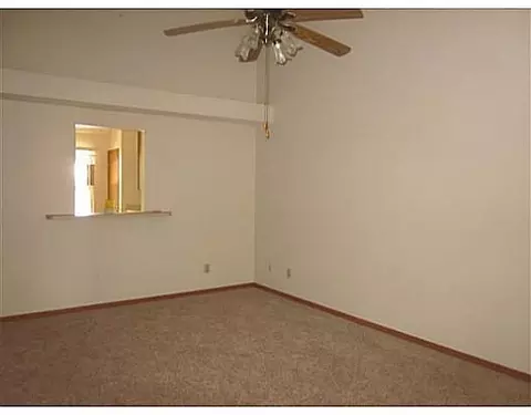 1504 Oldham #., Springfield, OH 45503 photo 2