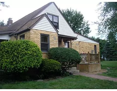 218 Hickory Dr, Springfield, OH 45503 photo 3