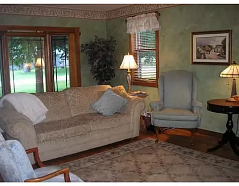 218 Hickory Dr, Springfield, OH 45503 photo 9