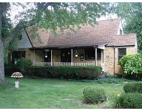 218 Hickory Dr, Springfield, OH 45503 photo 1