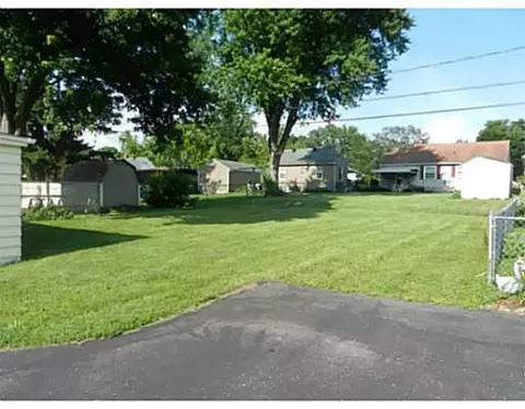2211 Harshman, Springfield, OH 45504 photo 3