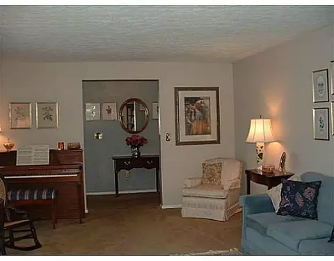 425 Sparta, Springfield, OH 45503 photo 4