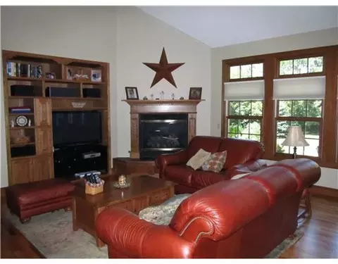 4556 Sullivan Rd, Springfield, OH 45502 photo 4