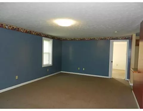 945 S Bird, Springfield, OH 45505 photo 3