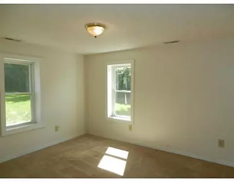 945 S Bird, Springfield, OH 45505 photo 4
