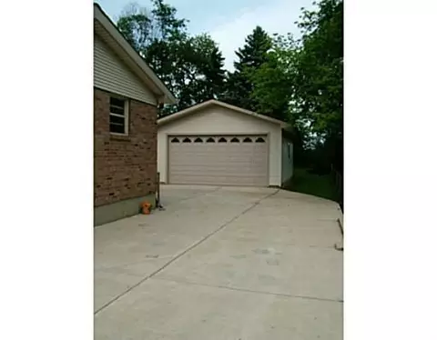 4432 Bosart Rd, Springfield, OH 45503 photo 2
