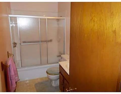 910 Sycamore, Celina, OH 45822 photo 7