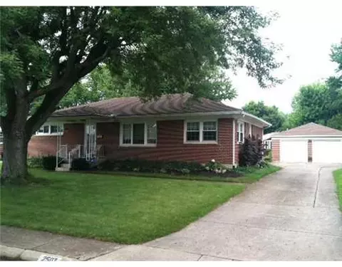 2507 Northmoor Dr, Springfield, OH 45503 photo 2